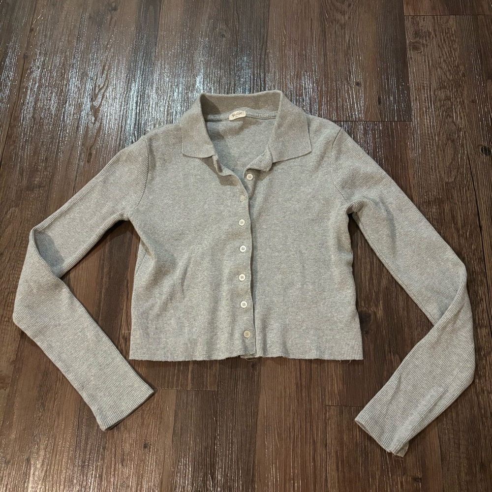 Gray Brandy Melville Cropped Cardigan Sweater